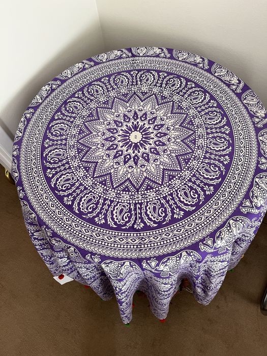 Tolha de mesa redonda Nova