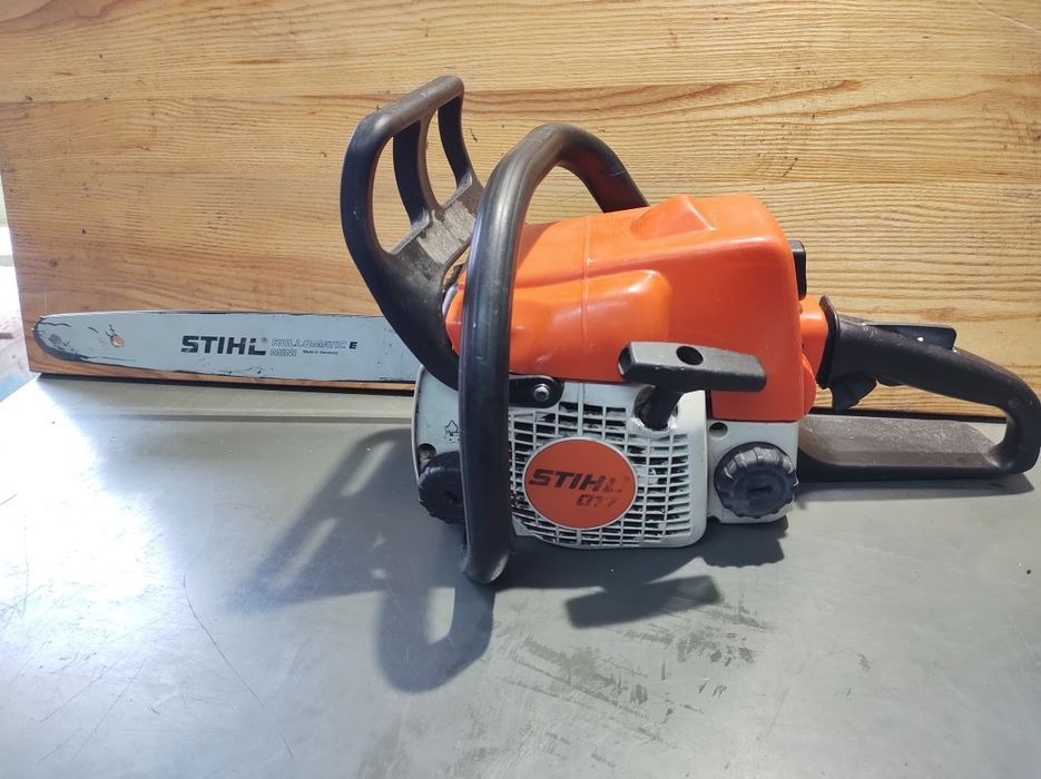 Piła spalinowa Stihl 017 + prowadnica Stihl Rollomatic E Mini