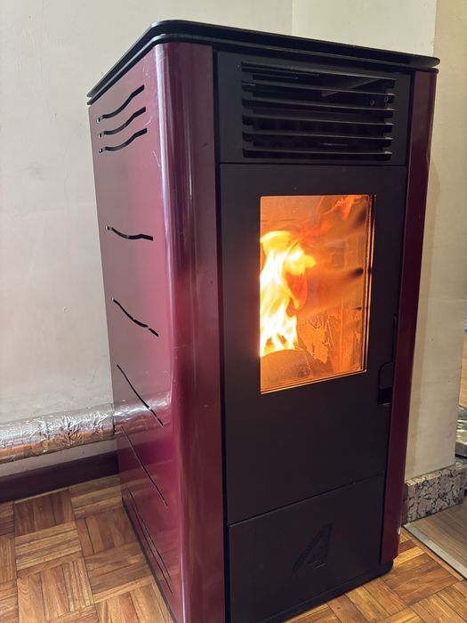 Salamandra Pellets ARTEL Easy M-B Bordeaux