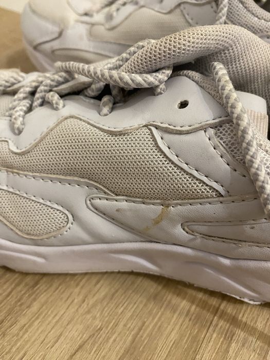 Białe buty 37 sportowe