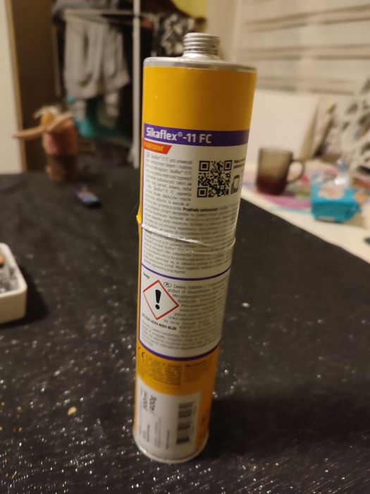 Sprzedam klej i uszczelniacz