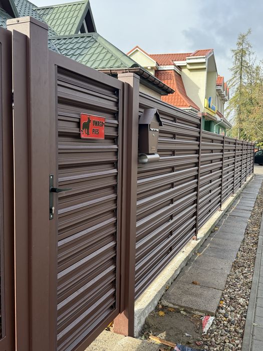 Ogrodzenia. Konekt Joniec Hanbud