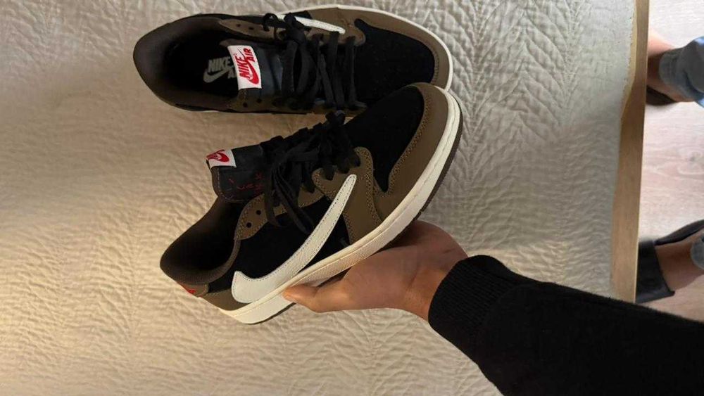 Nike Travis Scott edição Cactus Jack