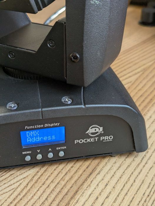 Рухома поворотна голова ADJ Pocket Pro (8 кольорів, гобо)