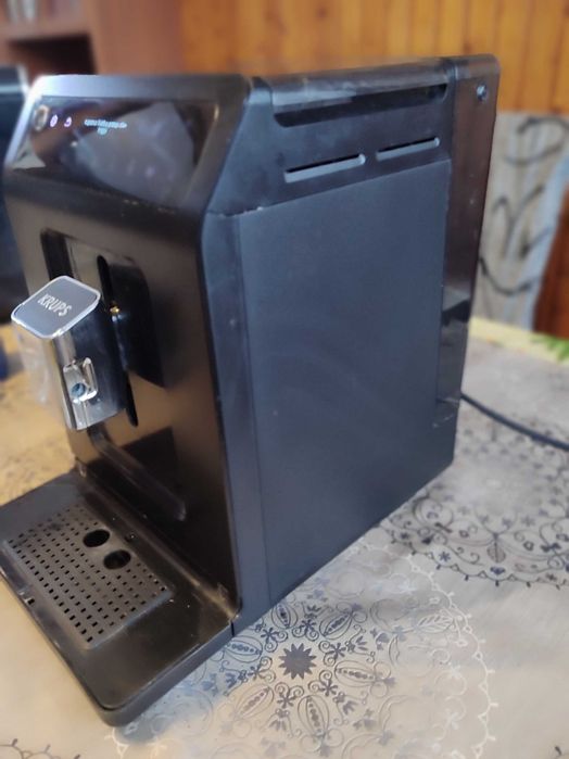 Ekspres do kawy marki Krups E89