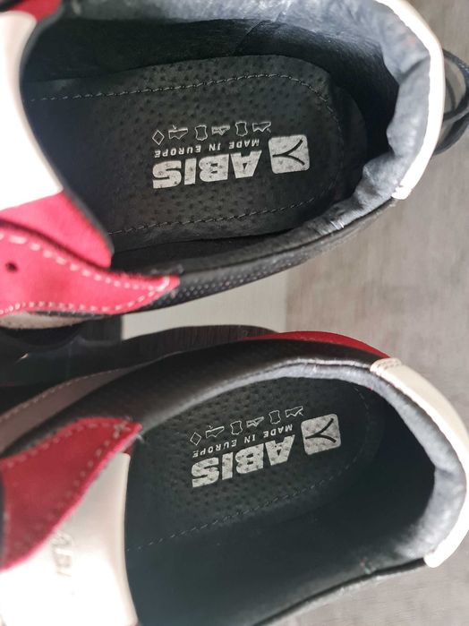 buty sportowe nowe
