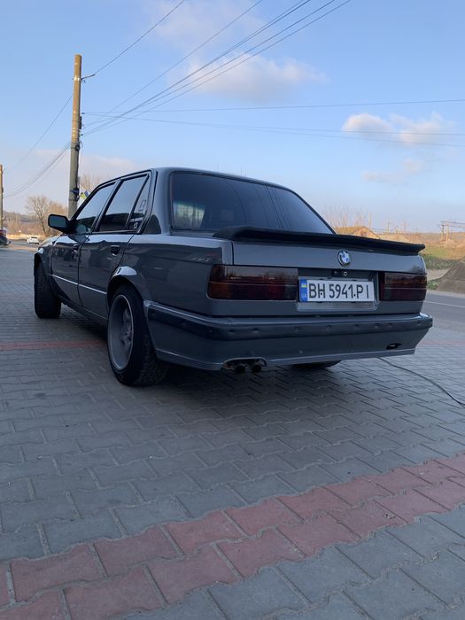 Продам бмв е 30 2.7