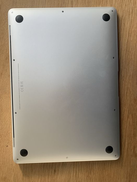 Macbook air m1 16 RAM 256 GB