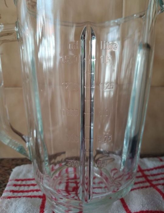Liquidificadora Electrolux para peças  casa quarto apartamento.