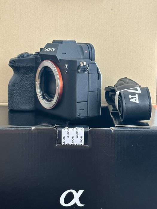 Обмін Sony A7IV на A7C2 пробіг - менше 1000