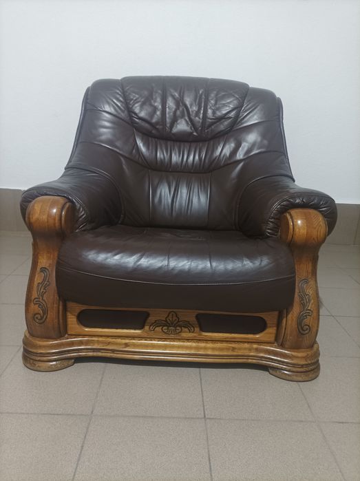 Dębowy komplet wypoczynkowy ze skóry (sofa 3-os, sofa 2-os + fotel