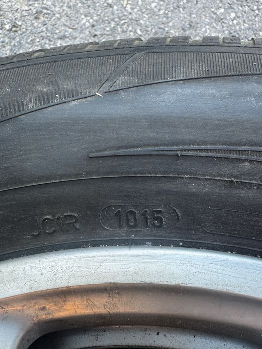 Felgi Audi z oponami 17 cali 235/65