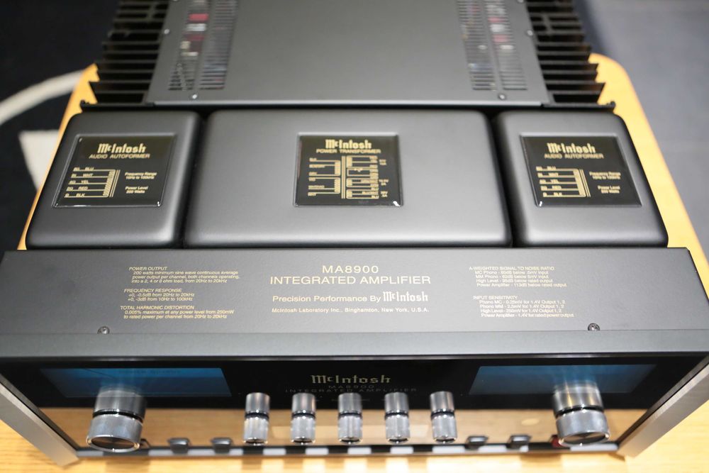McIntosh Ma-8900 wzmacniacz zintegrowany