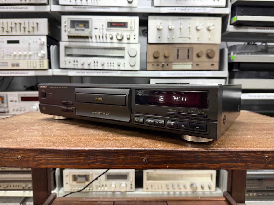 Odtwarzacz płyt CD Technics SL-PG390 Audio Room