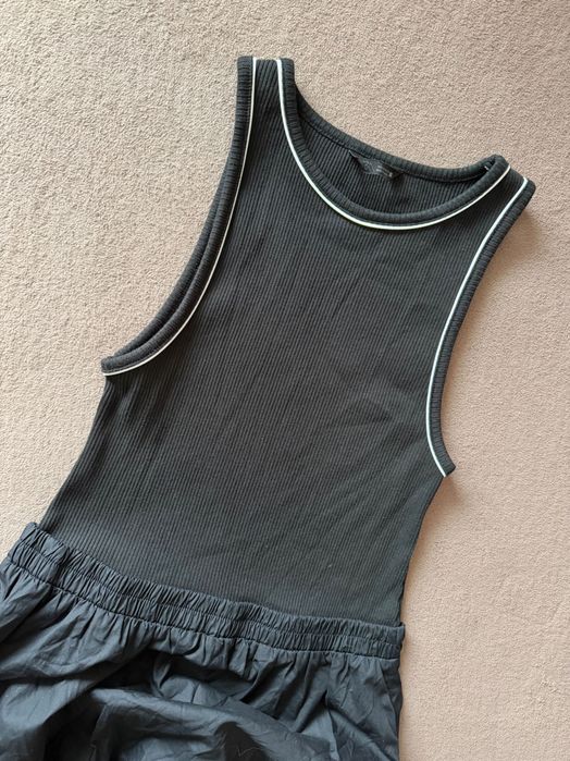 Сукня міді від Zara