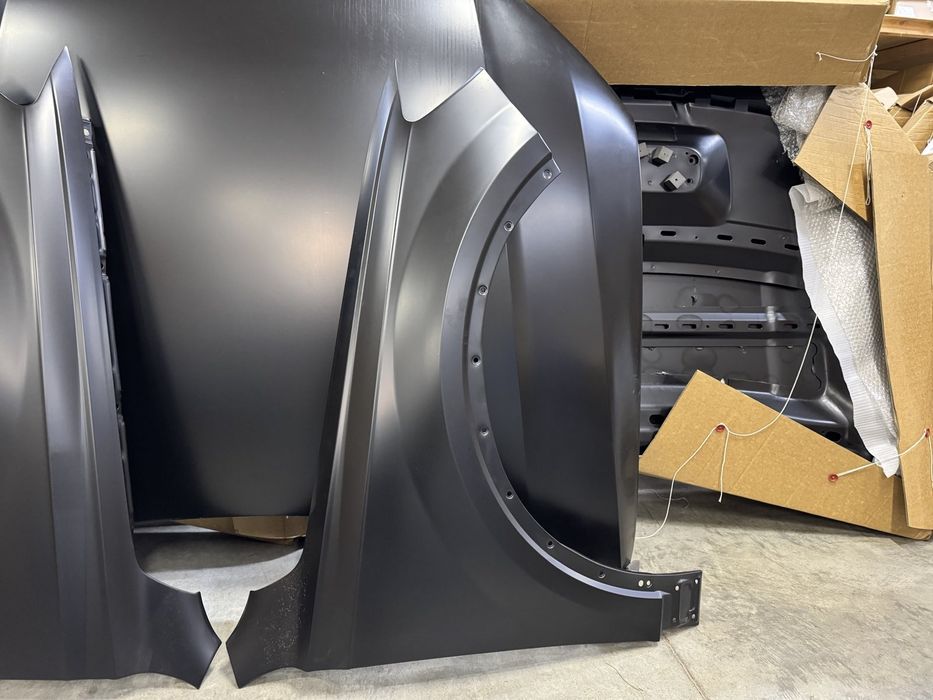 Крыло крылья алюминий Audi Q7 Ауди Ку7 18+