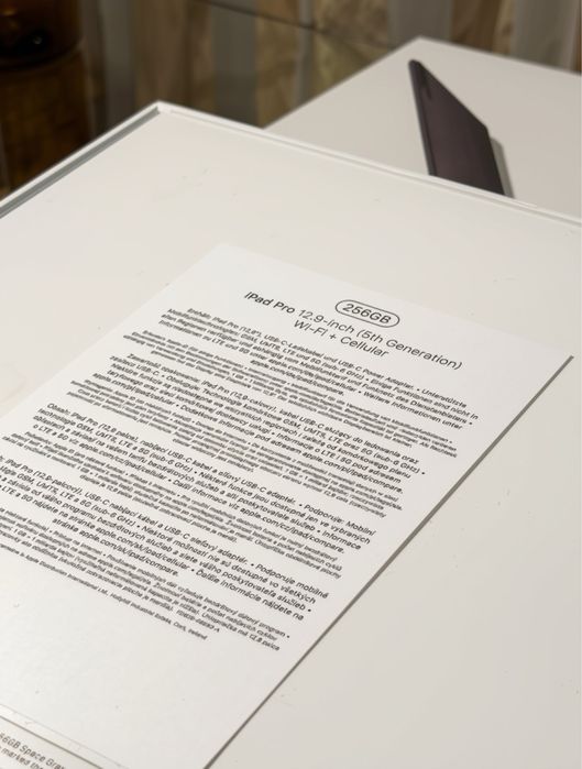 Pack iPad Pro 5ªGEN 256GB (Cellular/M1) + Magic Keyboard PT (Impecável)