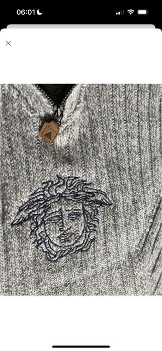 Шикарний чоловічий сірий светр із блискавкою на горлі Versace