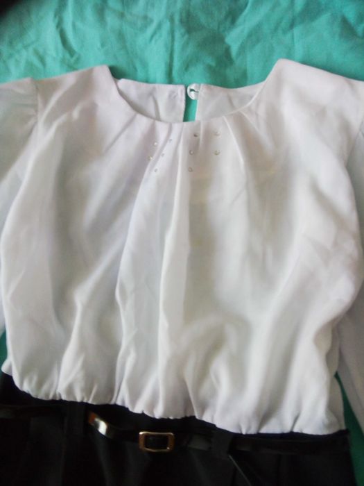 комбинированное платье детское（школьная форма）новое