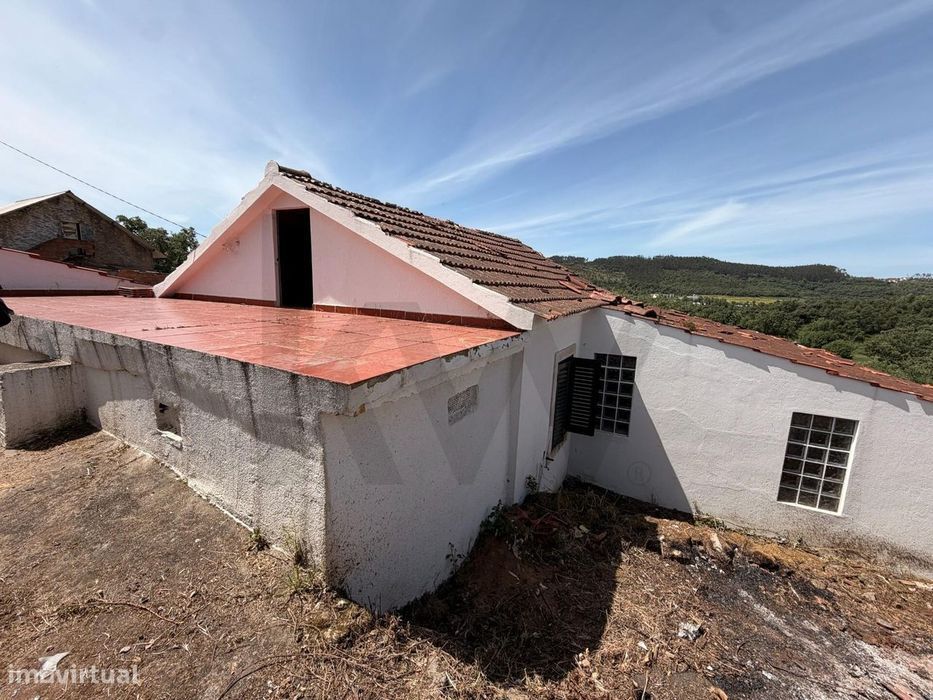 Moradia para renovação | Pias