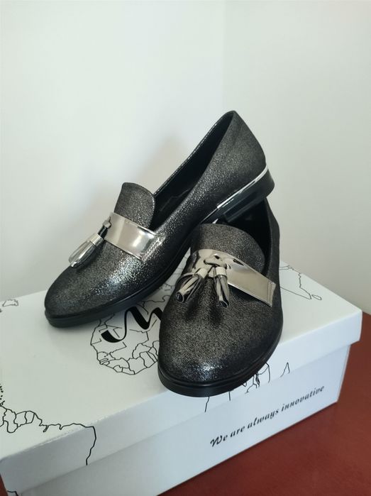 Жіночі туфлі нові