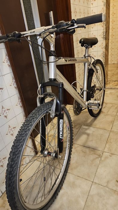 Bicicleta BTT Shimano em Alumínio – Bom Estado