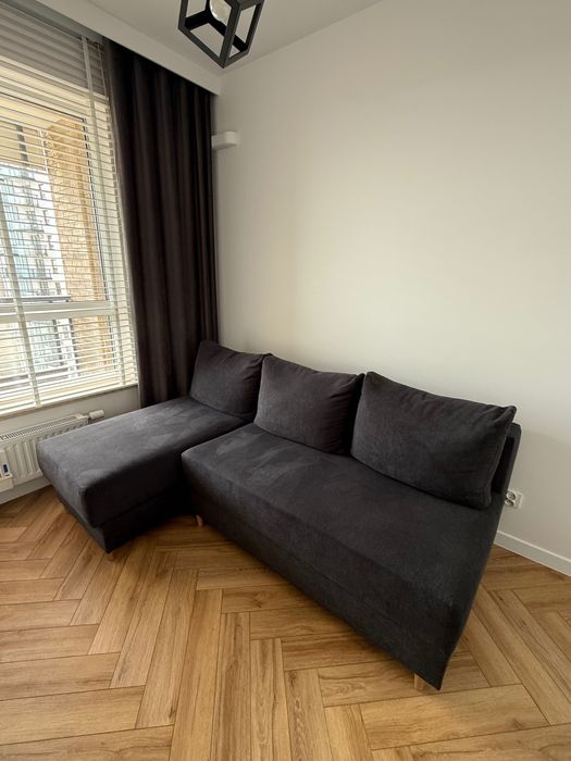 Kanapa rozkładana z pojemnikami