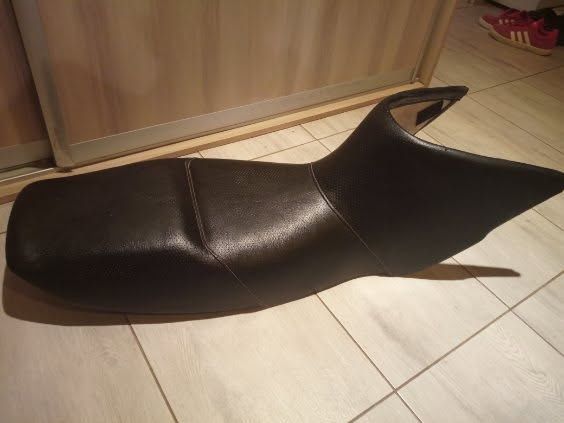 Kanapa /siedzenie Yamaha DTR 850