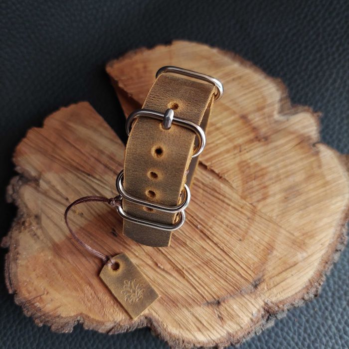 Кожаные Ремешки Нато Зулу «NIKAZ» для часов 18, 20, 22, 24мм (N007)