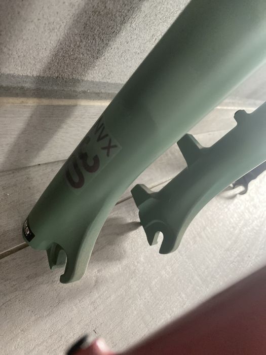 Amortyzatory suntour nex nvx kolory tanio