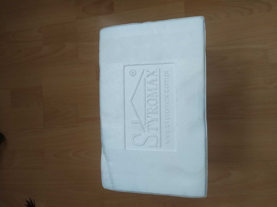 Pojemnik styropianowy