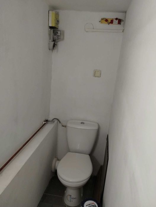 Wynajmę lokal usługowy 13,9 M2 ul. Mickiewicza 4