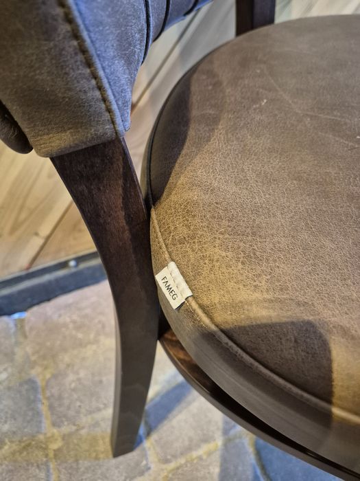 12x Krzesła ze skóry naturalnej FAMEG + hoker | Restauracja | Jadalnia