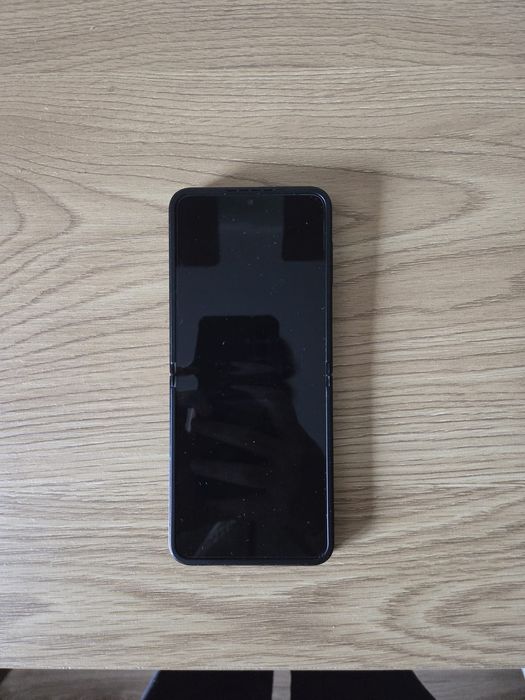 Samsung Flip 7 FE