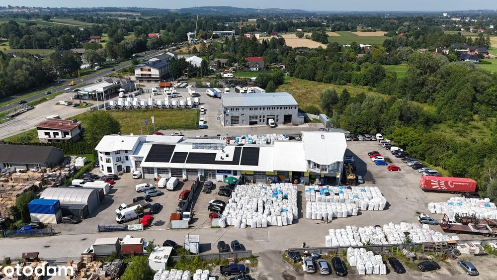 Kompleks budynków usługowych z parkingiem, Ustroń, ul.Katowicka 148B