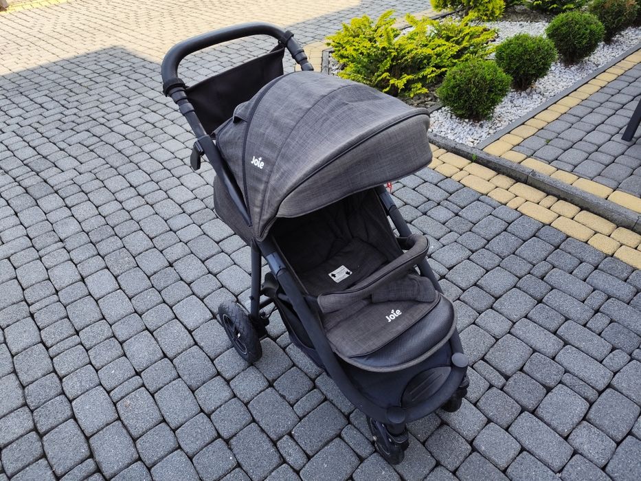Wózek spacerowy Jole Joie
