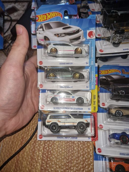 Продам Hot Wheels