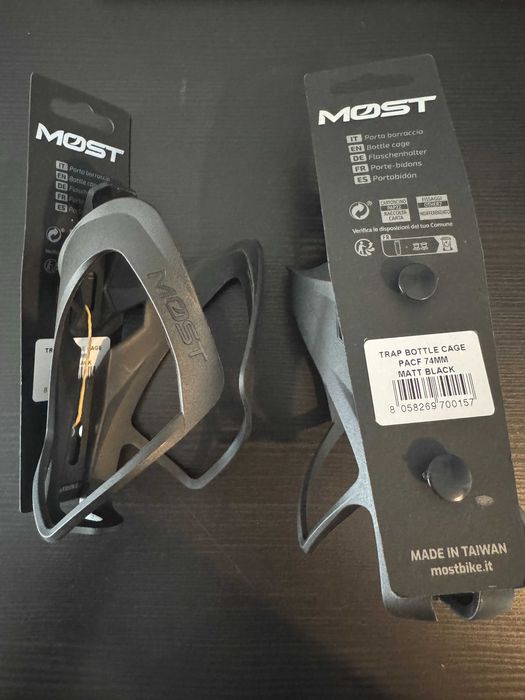 Koszyki na bidon Pinarello MOST Trap 2 sztuki