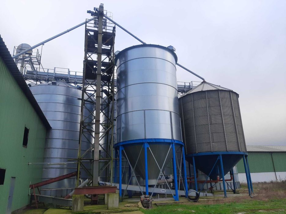 Silos zbożowy lejowy Shel ,Petkus 150 ton
