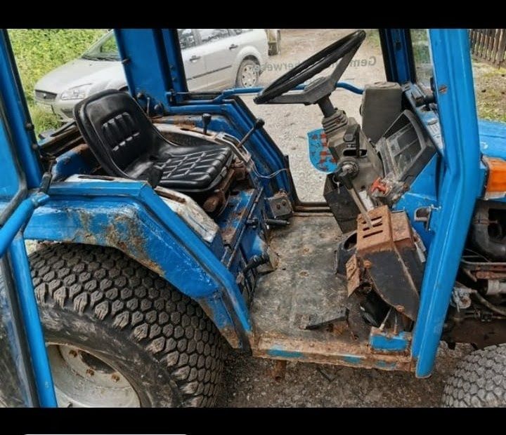 ISEKI 3020A 4x4 z dokumentami sprawny 20KM