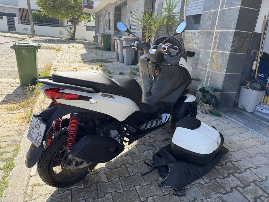 Piaggio MP3 300 hpe 2019 c/Extras Impecavel