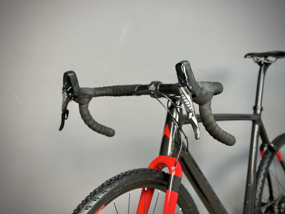 8.5кг! Гравійний Vitus Energie Carbon M