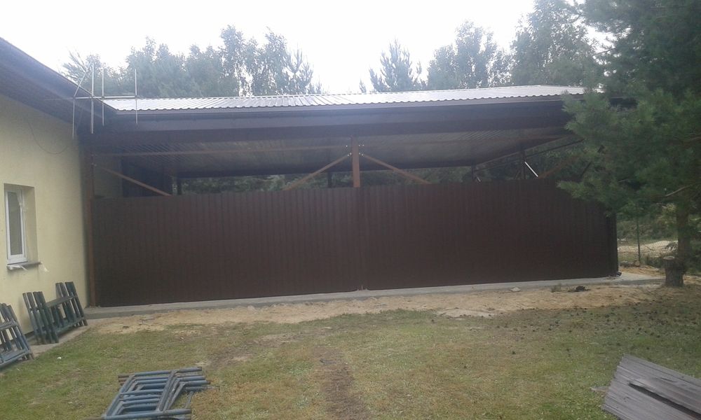 Budowa domów  z dachem -elewacja-kostka