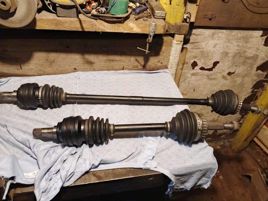 Передні сидіння део ланос.