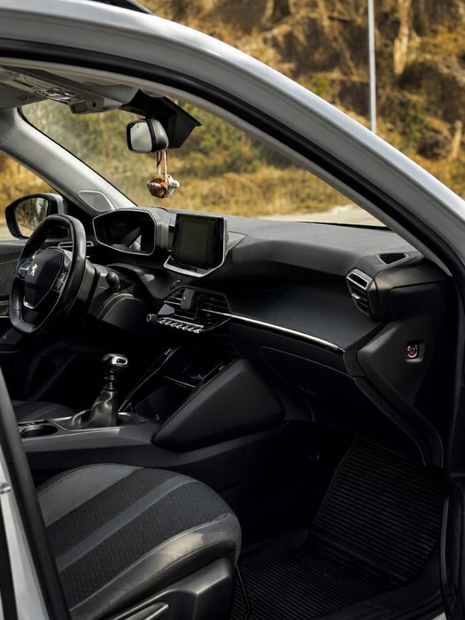 Peugeot 2008 1.5 BlueHDi Allure