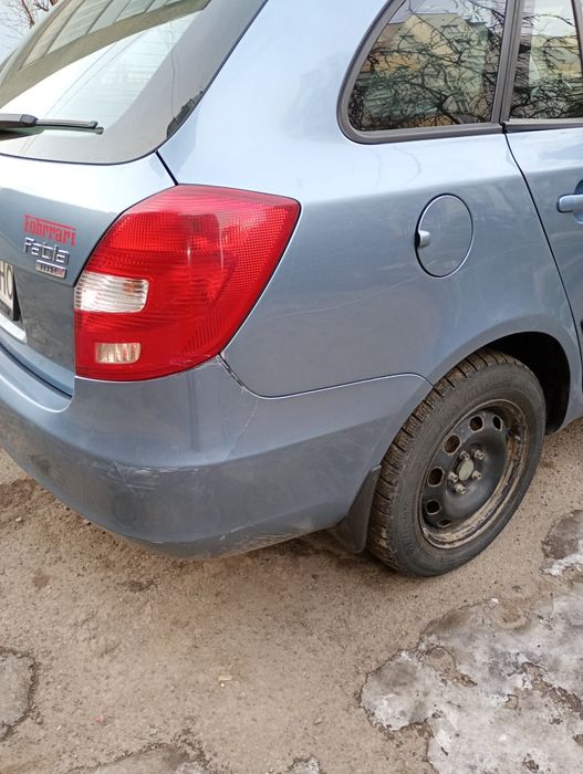 Шкода Фабія 2009 рік