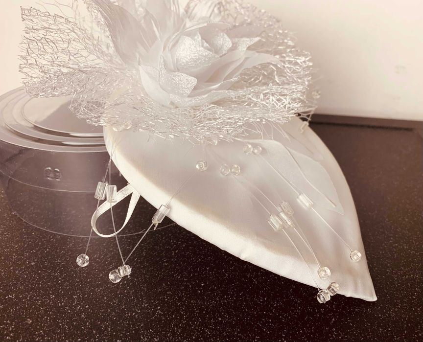 nowy stroik ślubny designerski futurystyczny kryształy wsuwki glamour