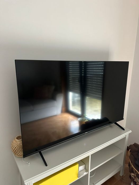 TV Hisense 55” Smart TV – Como Nova!