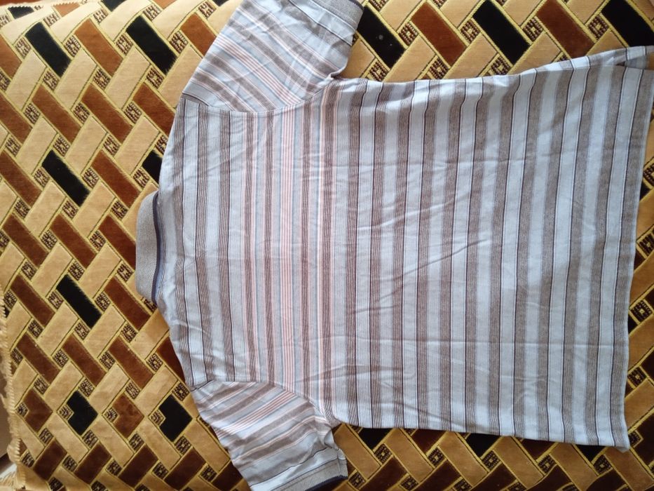 Продам теніску чоловічу