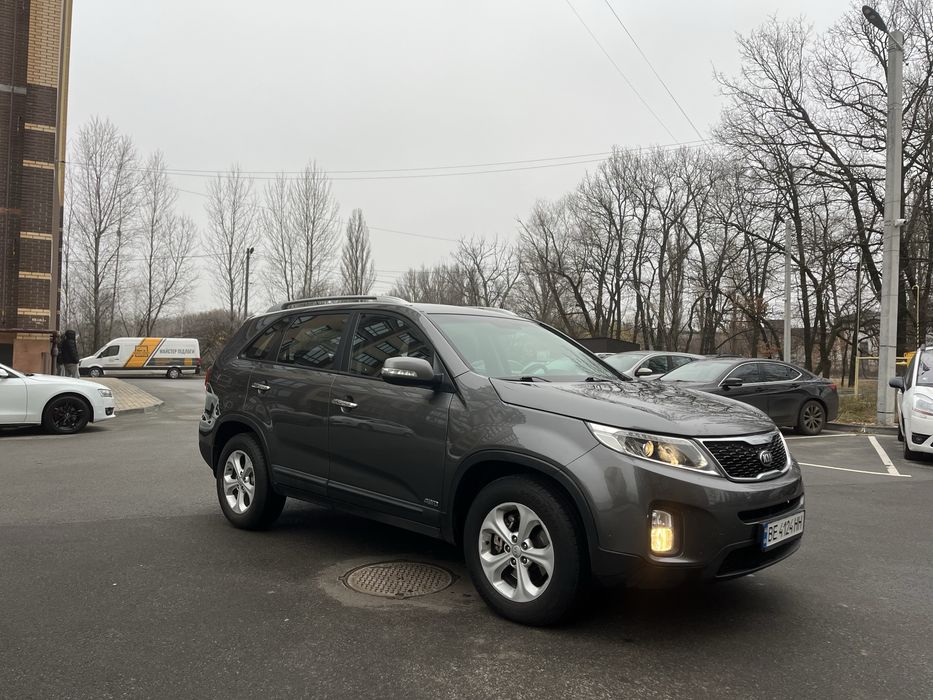 Продам доглянутий сімейний автомобіль. КІА SORENTO